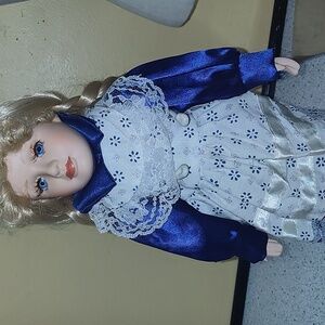 Susans 15 1/2 " porcelain doll